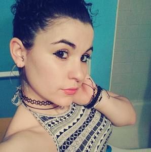 Meet your Posher, Abigail